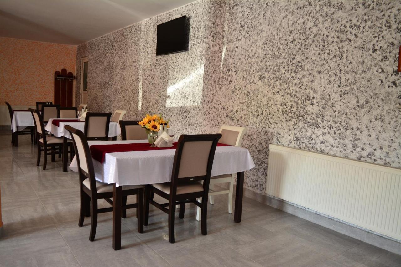 La Mateo Hotel Călimăneşti Екстериор снимка