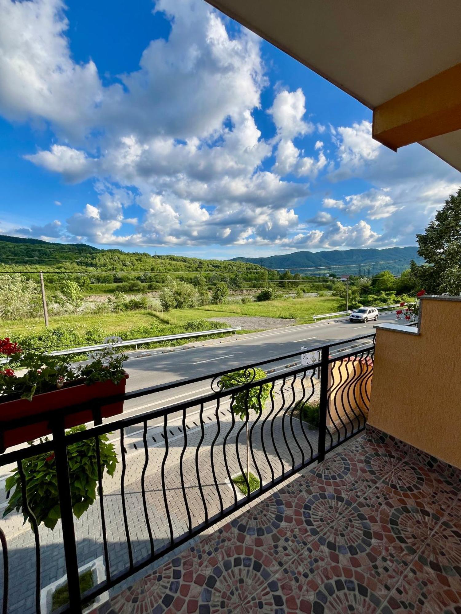 La Mateo Hotel Călimăneşti Екстериор снимка