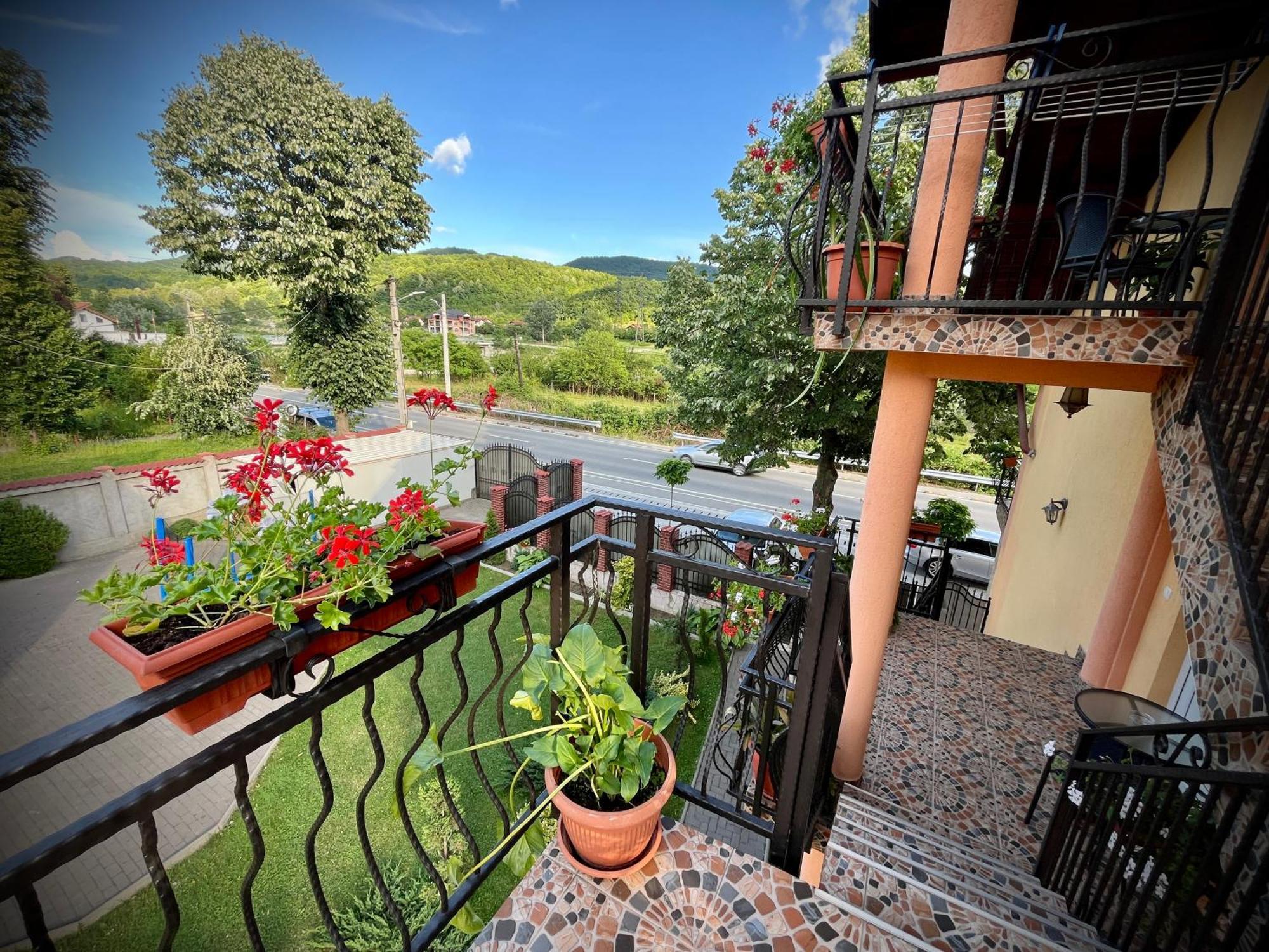 La Mateo Hotel Călimăneşti Екстериор снимка