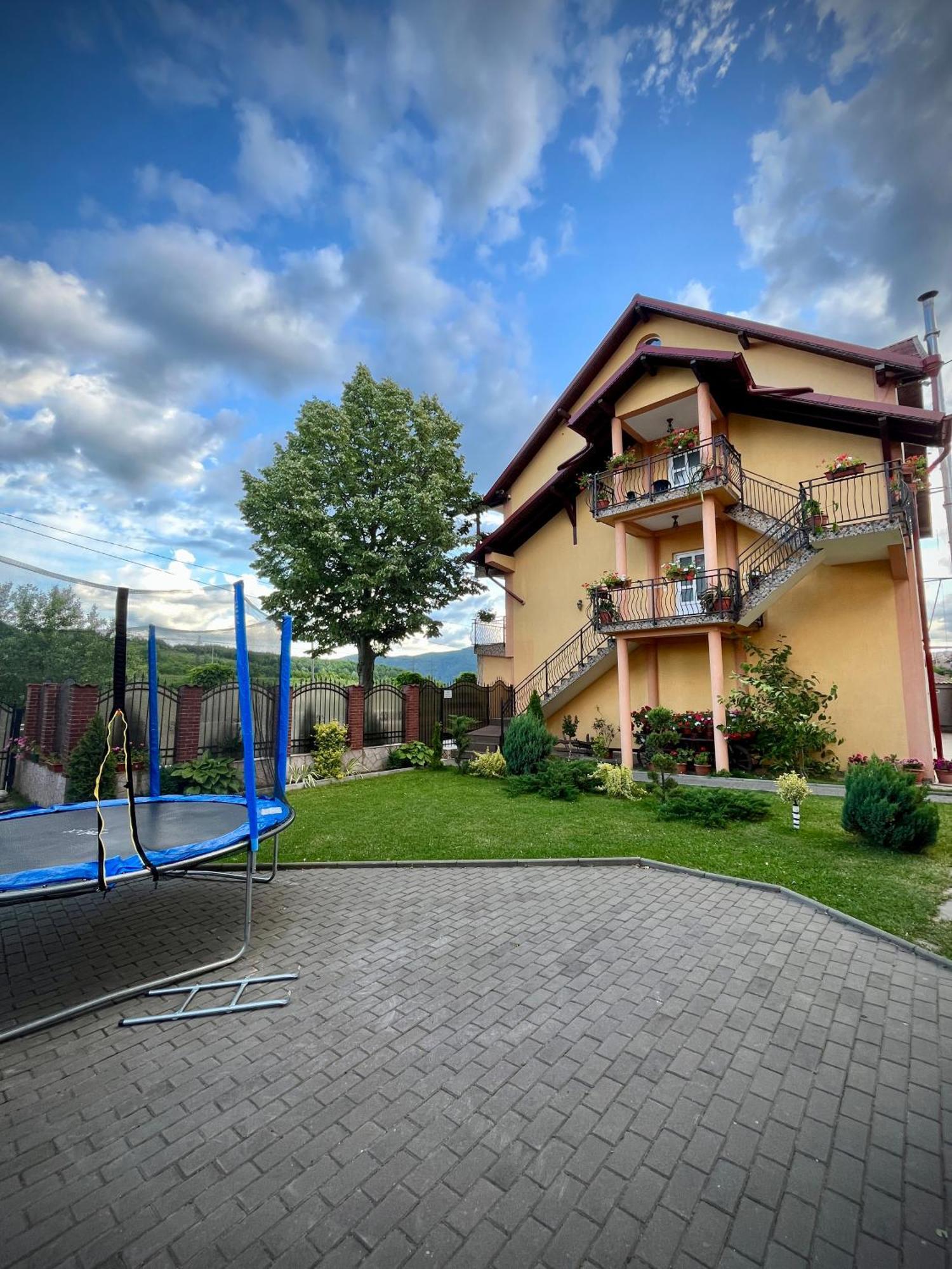 La Mateo Hotel Călimăneşti Екстериор снимка