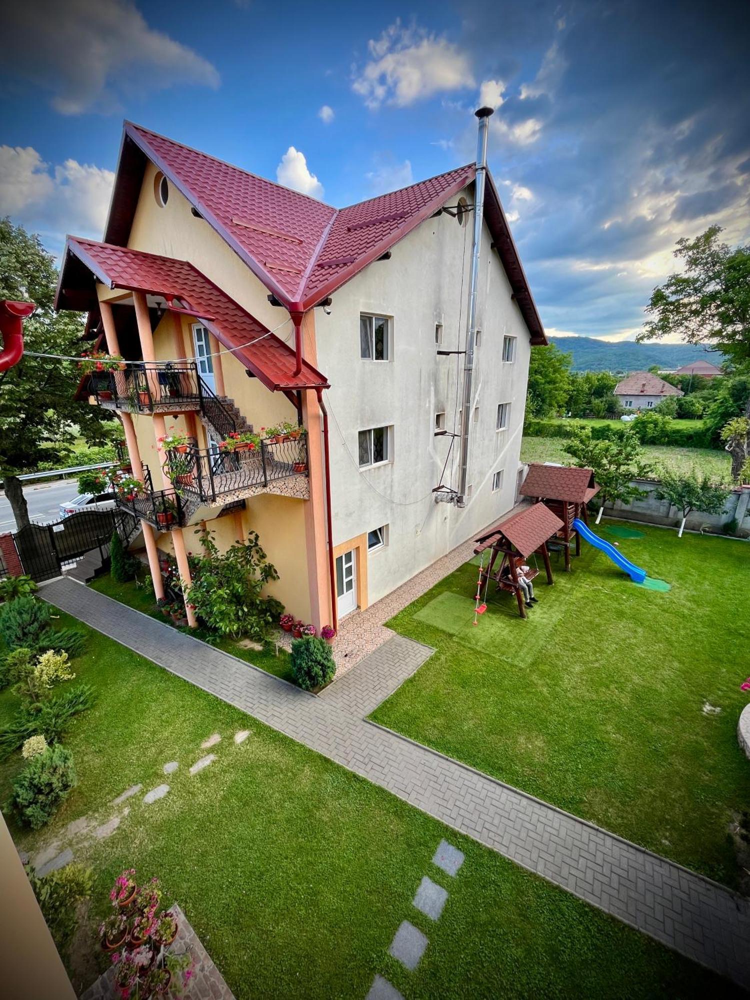 La Mateo Hotel Călimăneşti Екстериор снимка