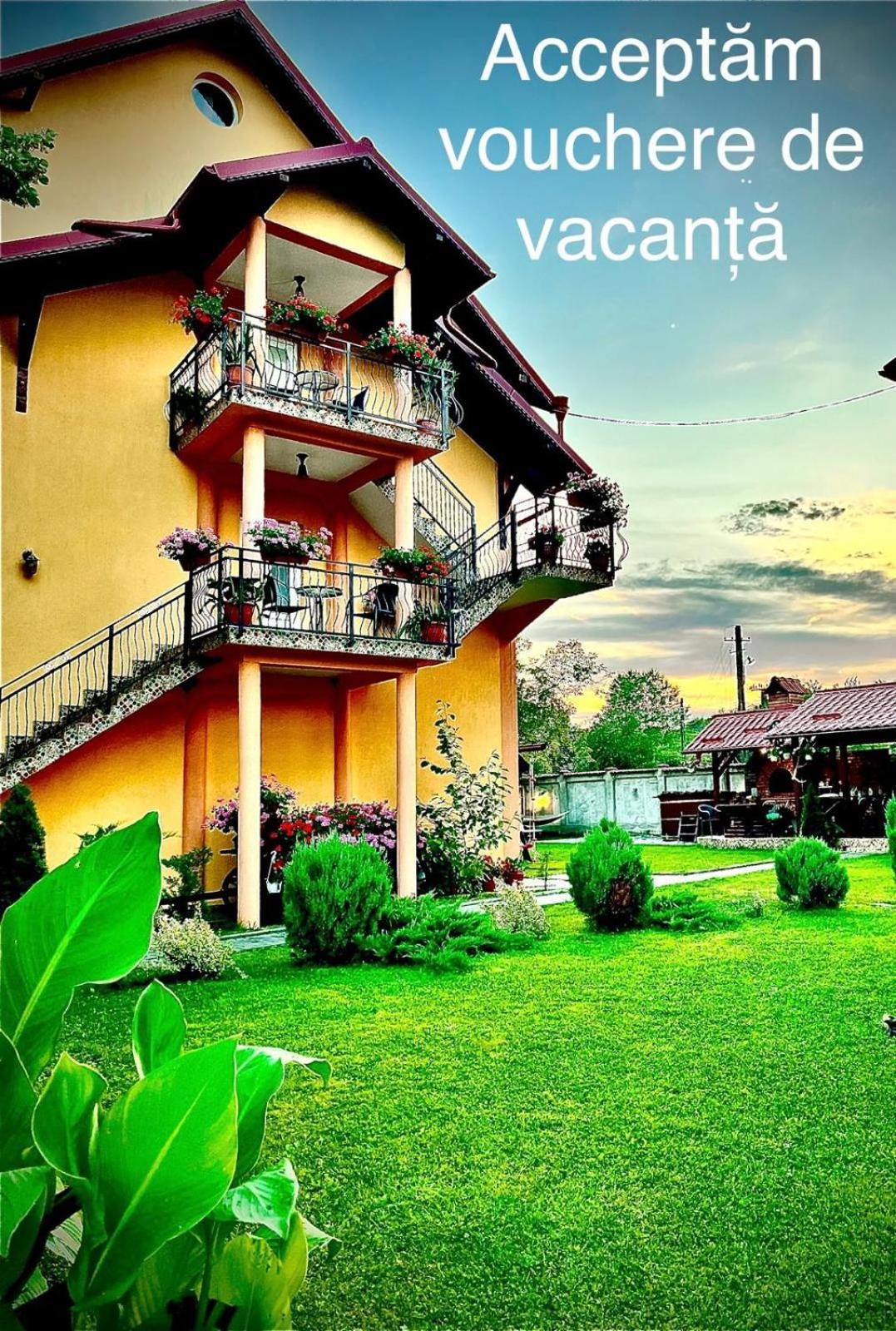La Mateo Hotel Călimăneşti Екстериор снимка